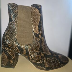 JustFab Snakeskin Pattern Heeled Boots